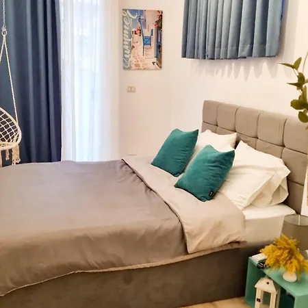 Apartman Comfy & Cute Space In Center Tirana