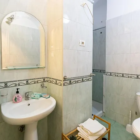 Apartman Comfy & Cute Space In Center Tirana